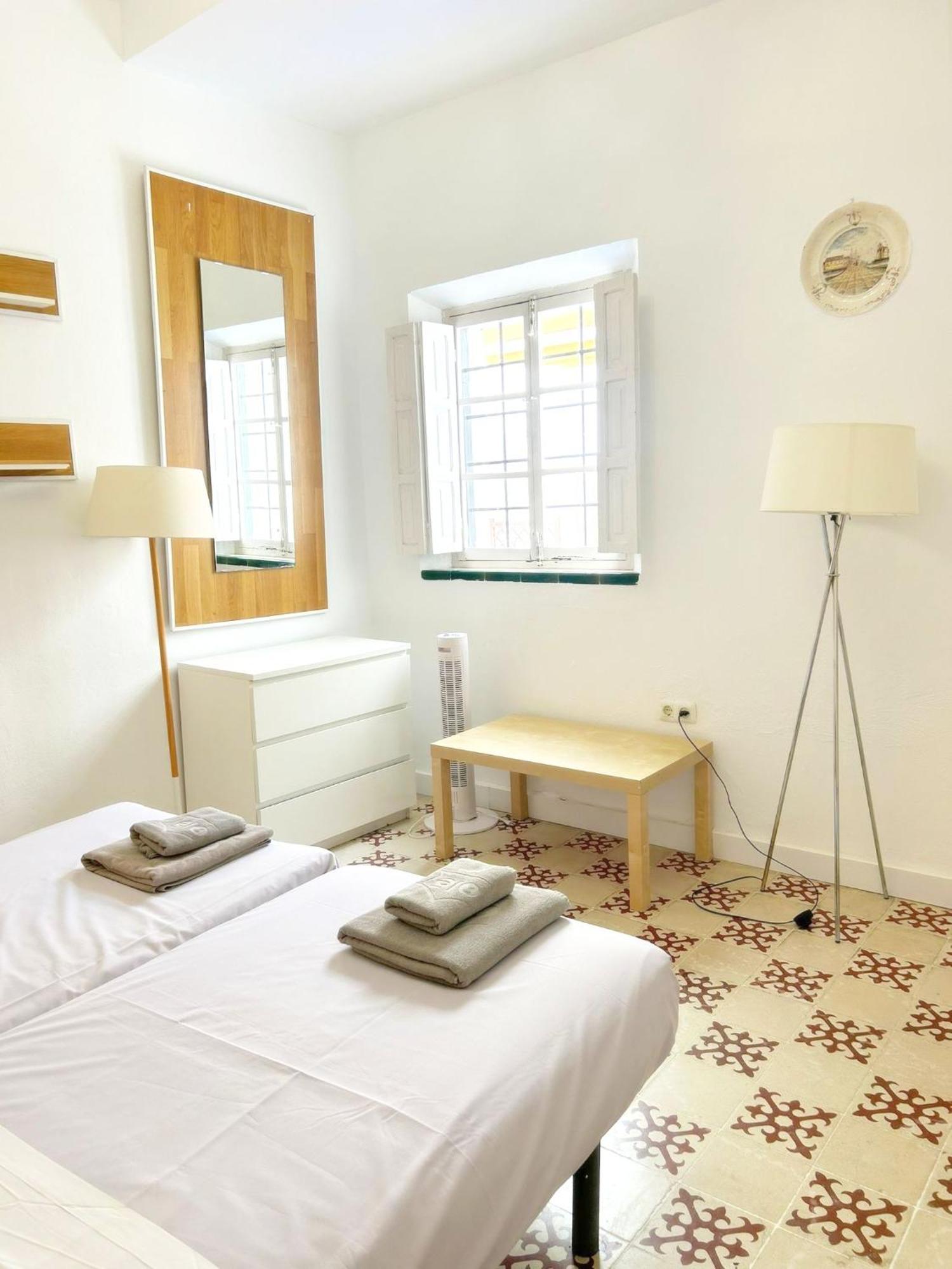 Plaza De Santa Cruz Apartment เซบีญา ภายนอก รูปภาพ