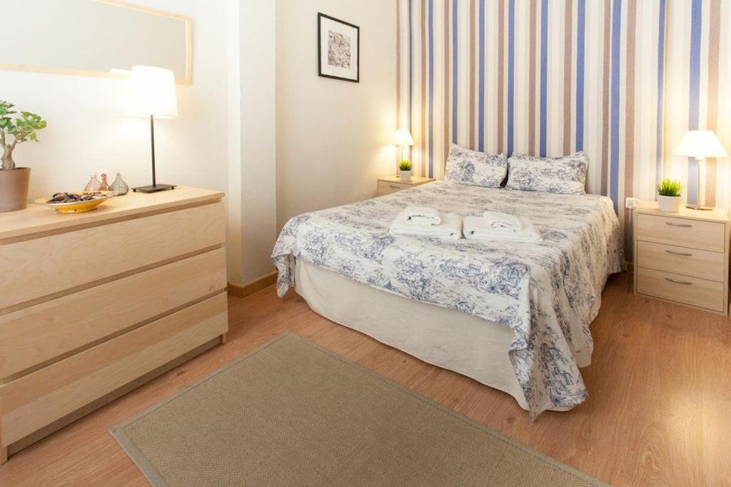 Plaza De Santa Cruz Apartment เซบีญา ภายนอก รูปภาพ