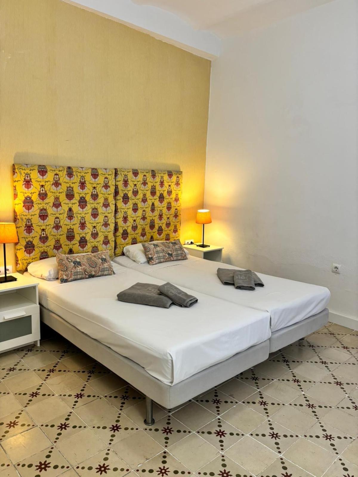 Plaza De Santa Cruz Apartment เซบีญา ภายนอก รูปภาพ