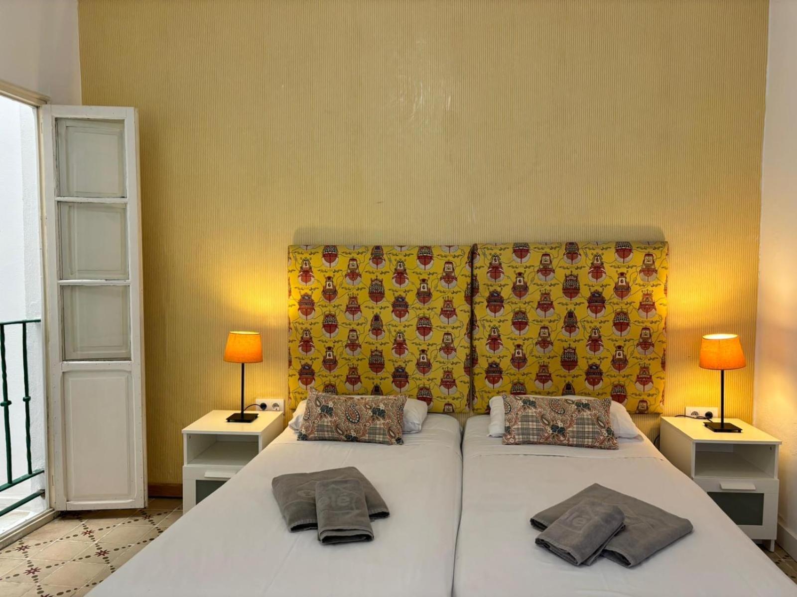 Plaza De Santa Cruz Apartment เซบีญา ภายนอก รูปภาพ