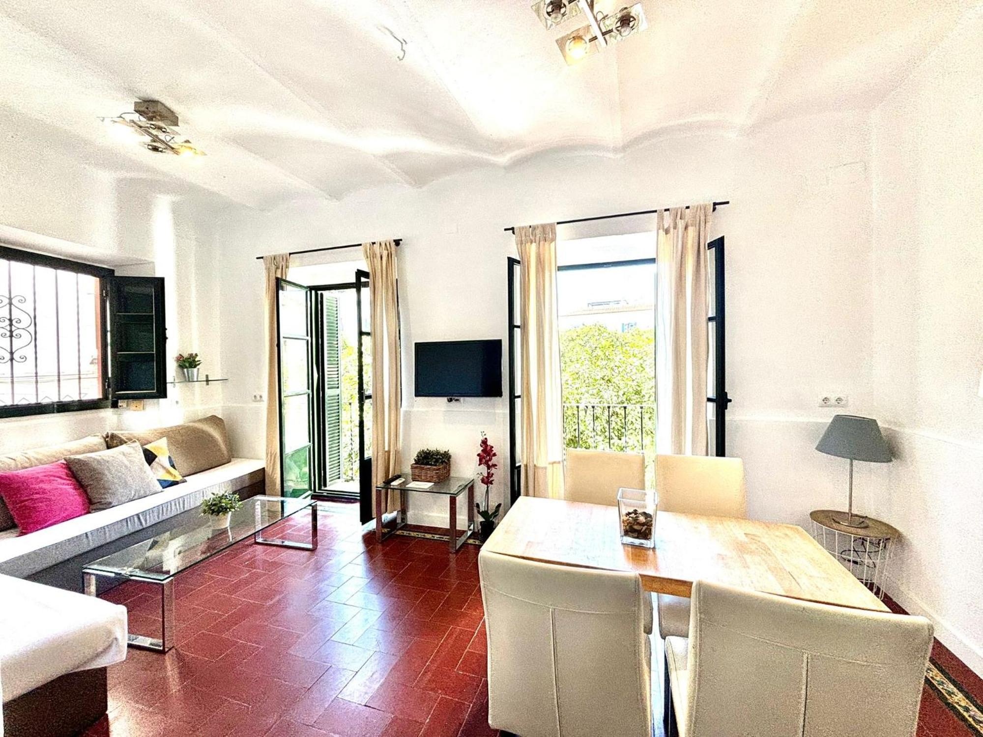 Plaza De Santa Cruz Apartment เซบีญา ภายนอก รูปภาพ